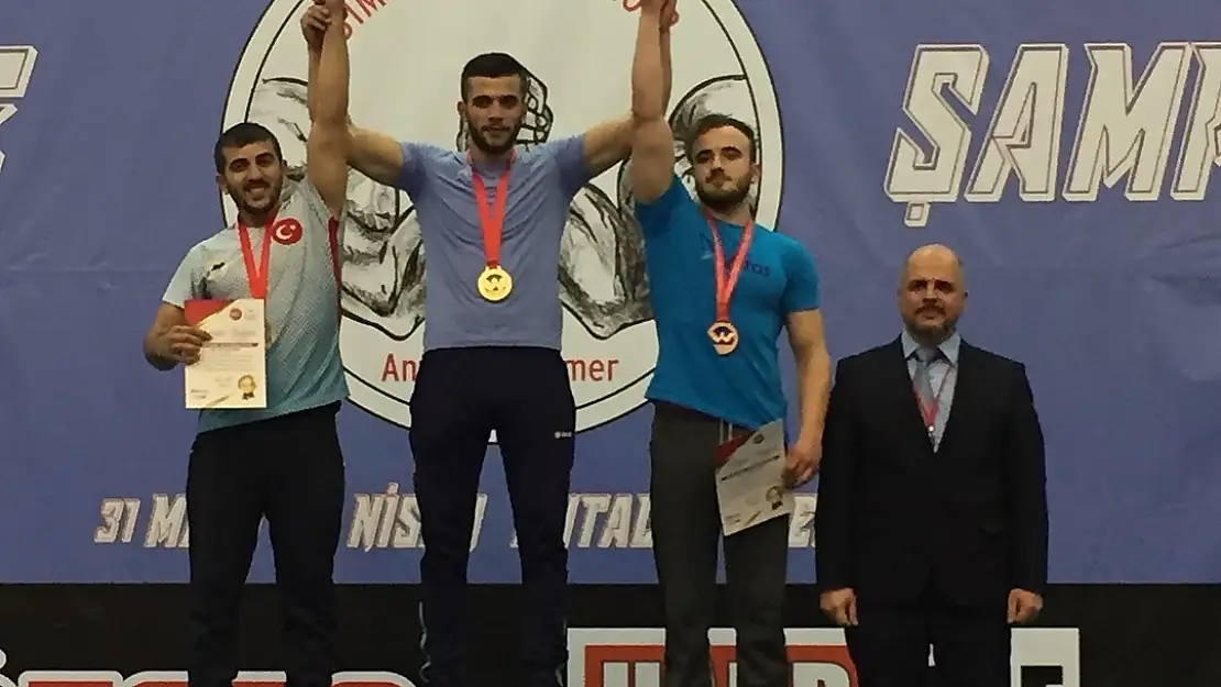 Ağrılı sporcular Avrupa arenasında
