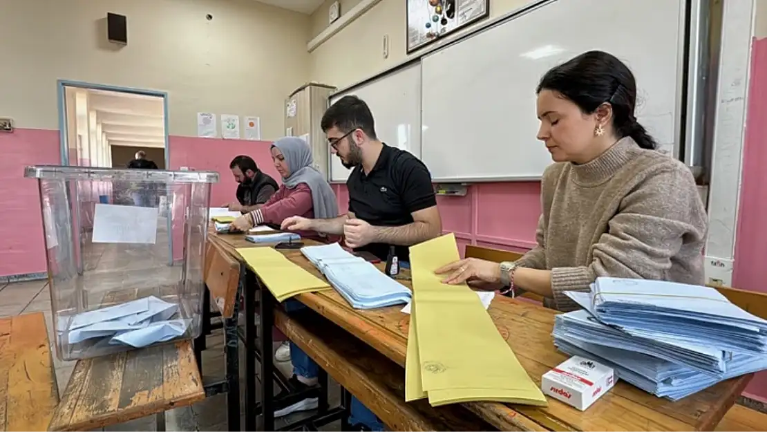 Ağrı'da Sandıklar Kapandı, Oy Sayımına Geçildi!