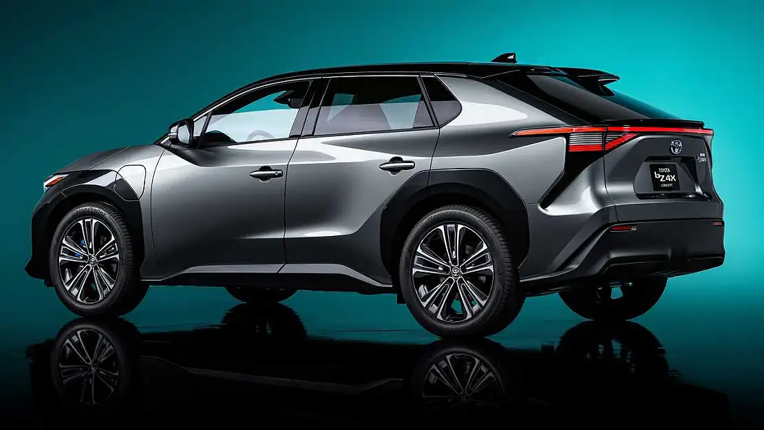 Toyoto'dan dev Nisan indirimi! İşte sıfır araç fiyat listesi