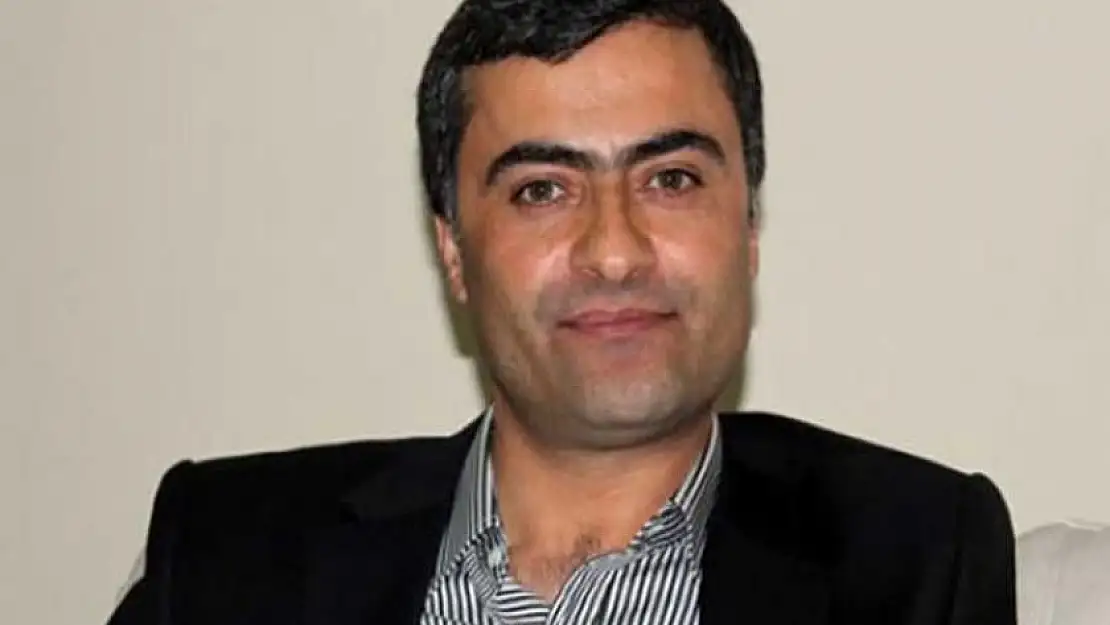 Van Belediye Başkanı Neden Görevden Alındı?