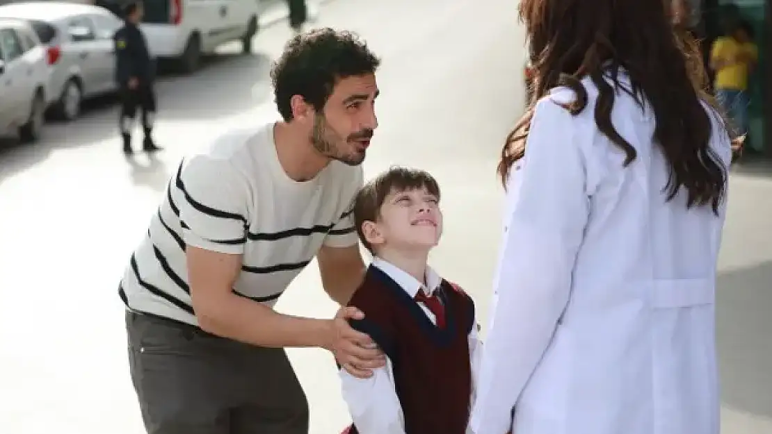 Erdem Kaynarca Kimdir, Kaç Yaşında? Erdem Kaynarca Hangi Dizilerde Oynadı? Korkma Ben Yanındayım Mustafa Kim?
