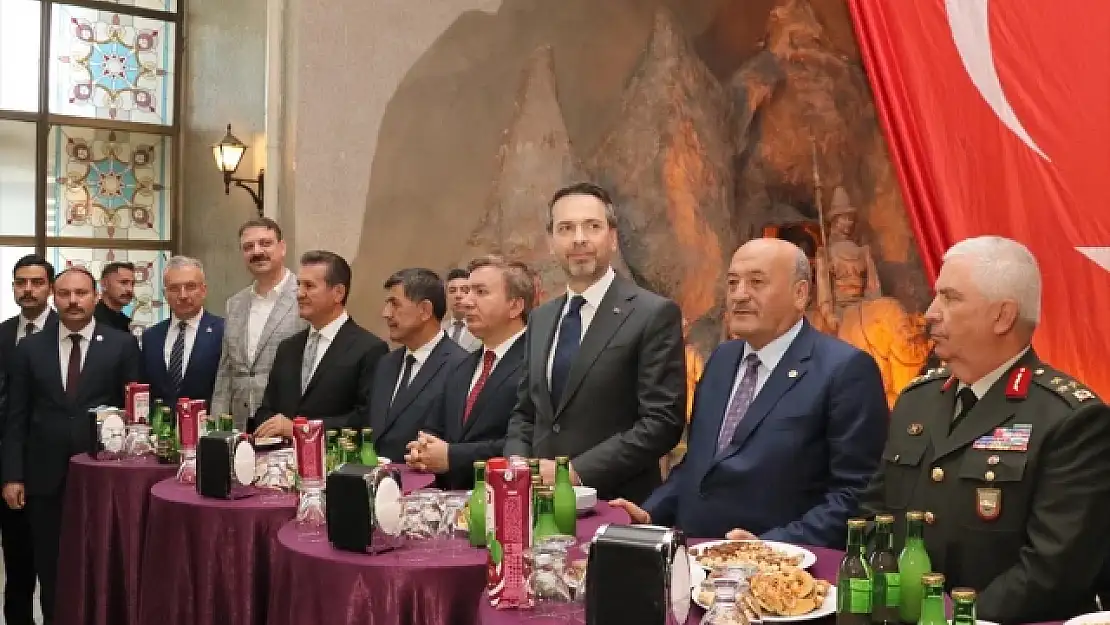 Enerji Bakanı Alparslan Bayraktar Erzincan'da Bayramlaştı: Gabar'da Rekor Kıracağız