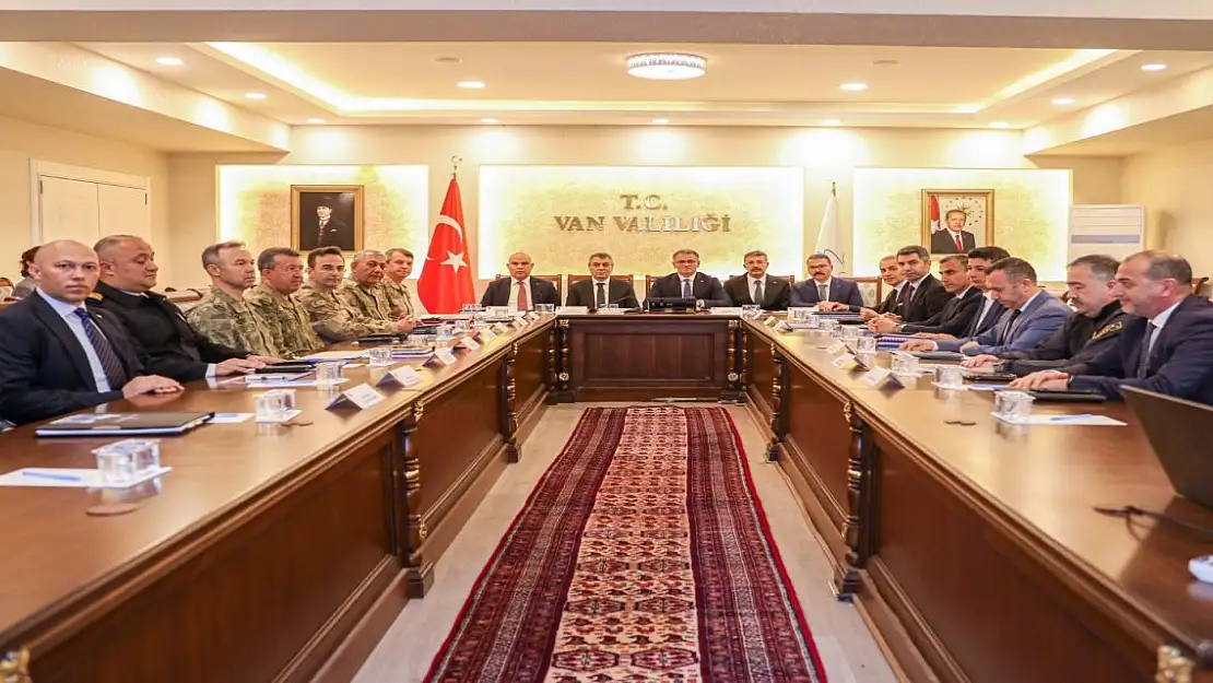 Vali Koç, Van'daki toplantıya katıldı