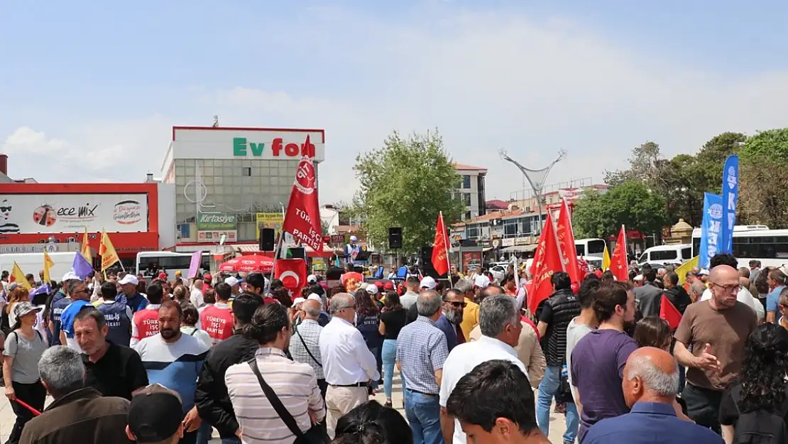 Doğu Anadolu'da 1 Mayıs Emek ve Dayanışma Günü kutlandı