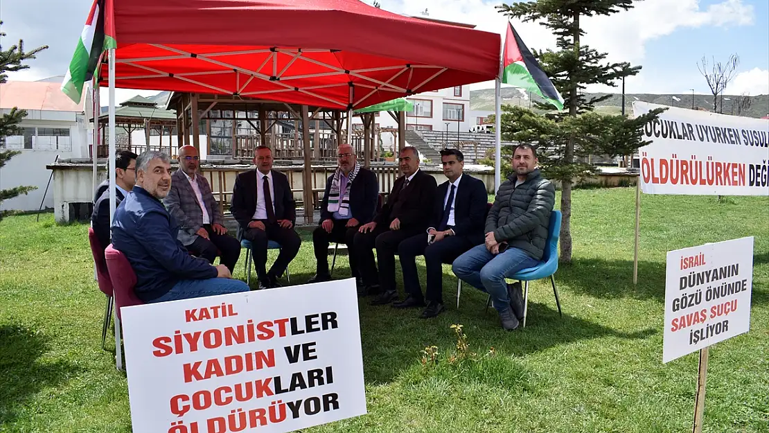 Bitlis Eren Üniversitesi de ABD'deki Filistin eylemlerine destek verdi