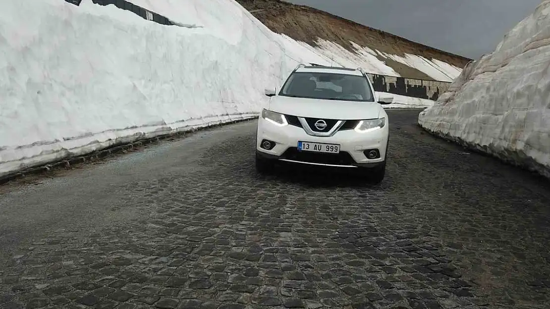 Nemrut Dağında kar kalınlığı 5 metre