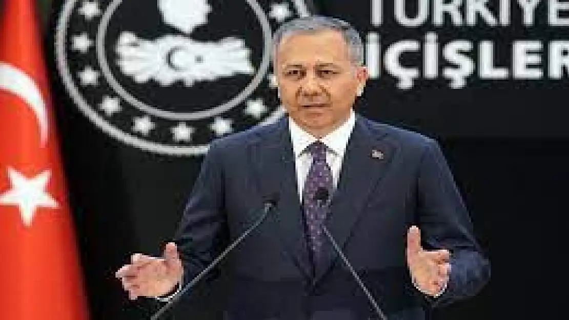 Bakan Yerlikaya: '15'i uluslararası toplam 469 organize suç örgütü çökertildi'