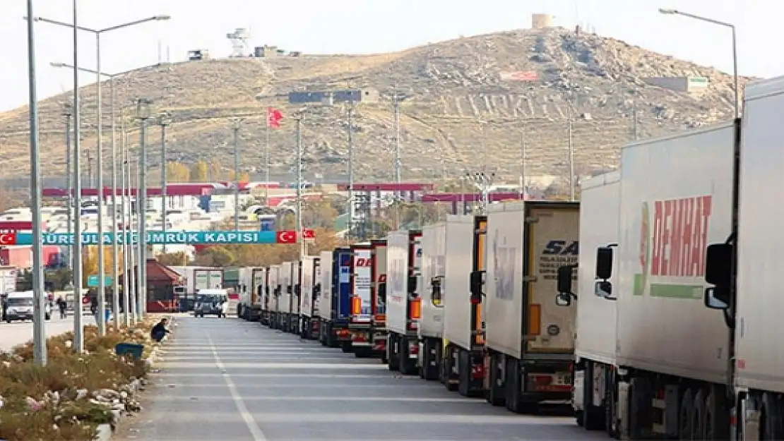 Ağrı Gürbulak'ta 40 gündür bekliyorlar