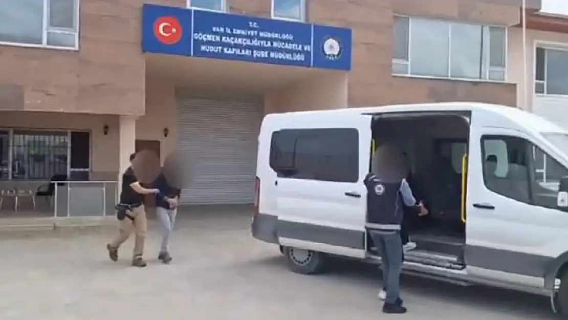Van'da insan kaçakçılığı yapan 4 organizatör tutuklandı
