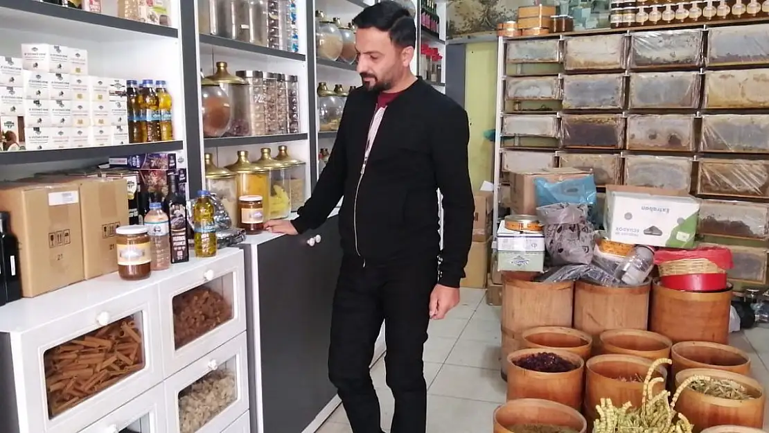Şifa arayanların kapısı oldu