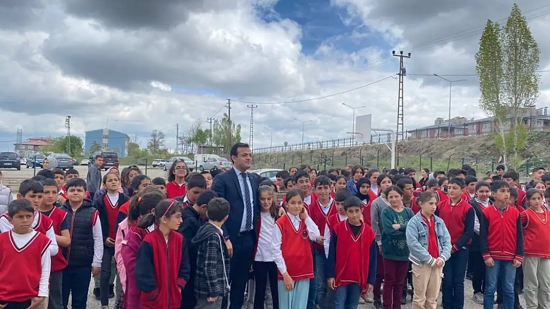 Erzurum'da öğrencilere, doğa ve hayvanları koruma eğitimi verildi