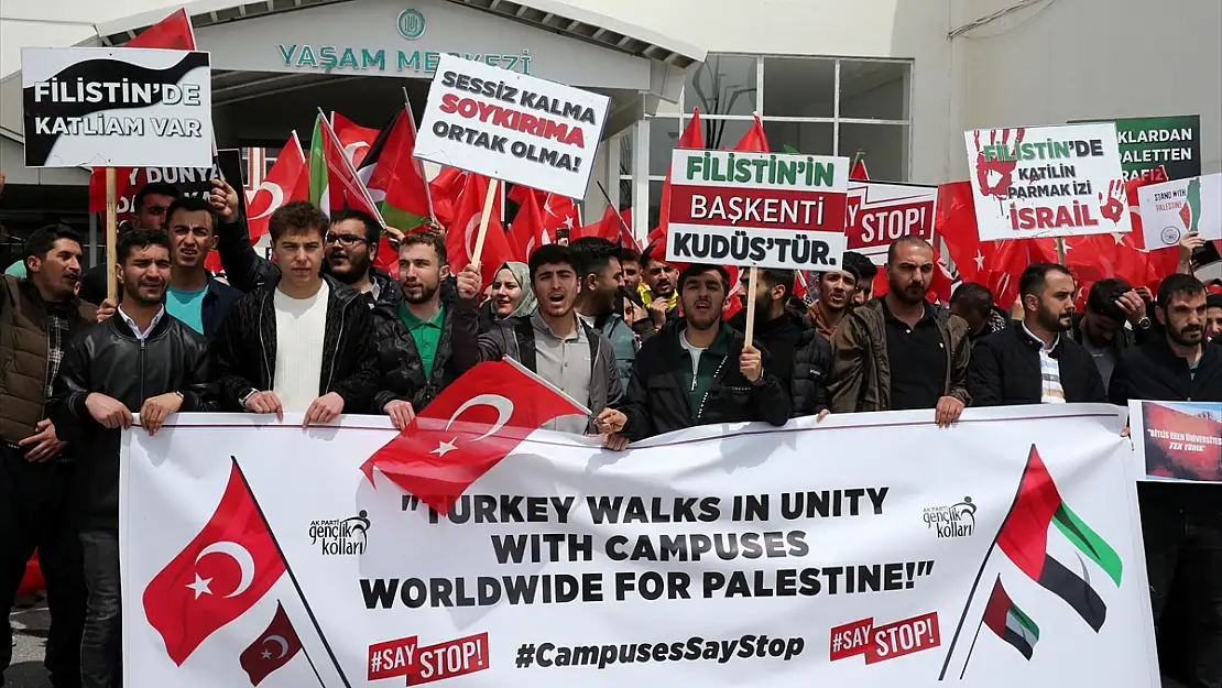 Bitlis Eren Üniversitesinde İsrail'in Gazze'ye saldırıları protesto edildi