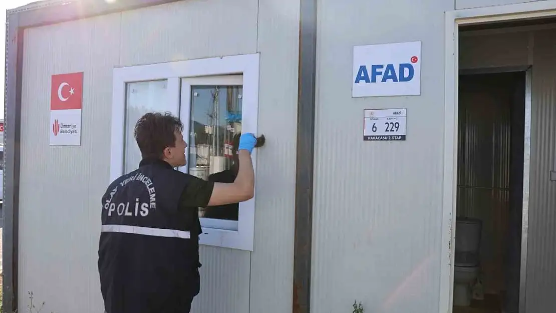 Deprem bölgesinde bakın ne çaldılar