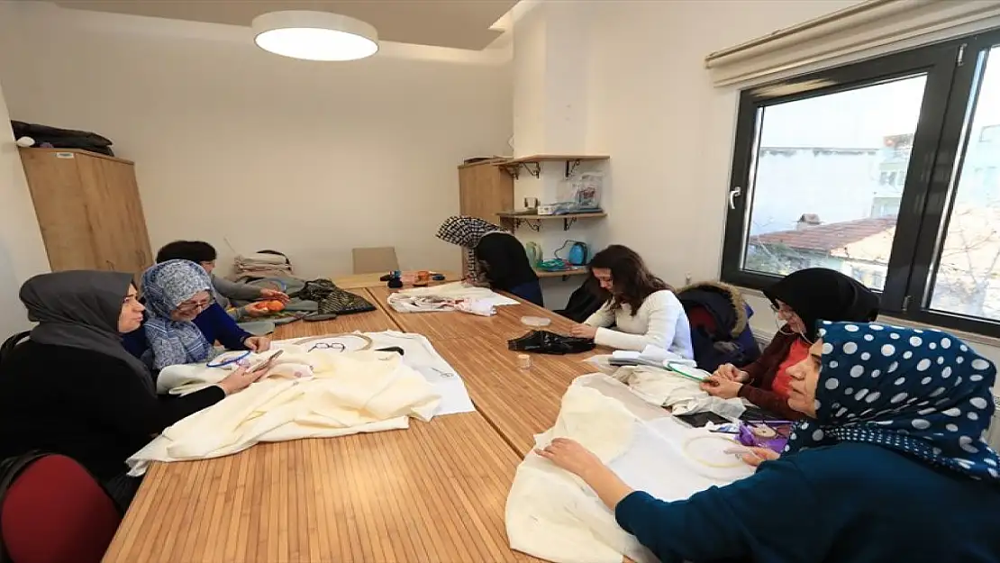 Bitlisli Kadınlar, Kurslarla Yeteneklerini Keşfediyor: Mesleklerine Yön Veriyorlar