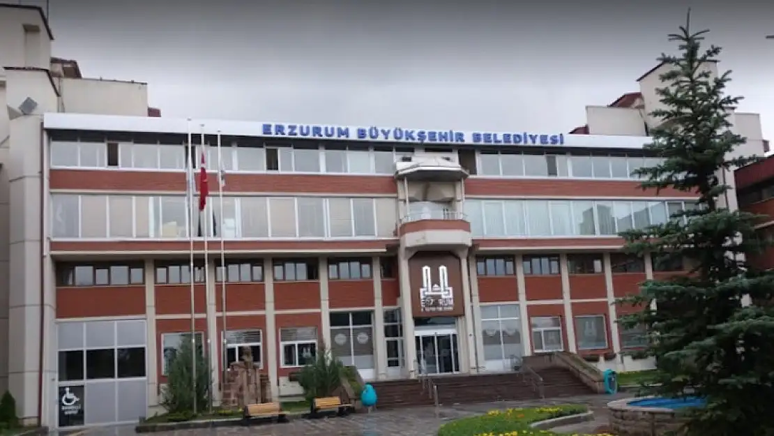 Erzurum Büyükşehir Belediyesi fuara yayınevi ve yazarların davet edilmediği iddialarını yalanladı