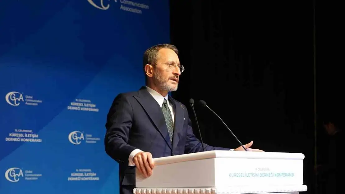 İletişim Başkanı Fahrettin Altun: Hakikat krizi derinleşiyor
