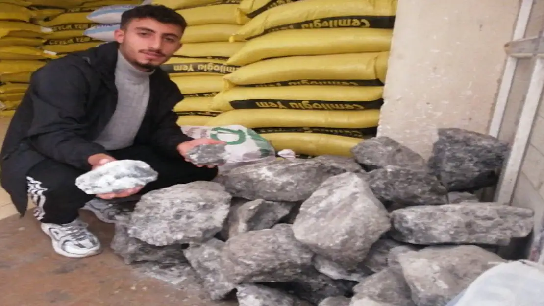 Yaylacıların Vazgeçilmezi Kaya Tuzu