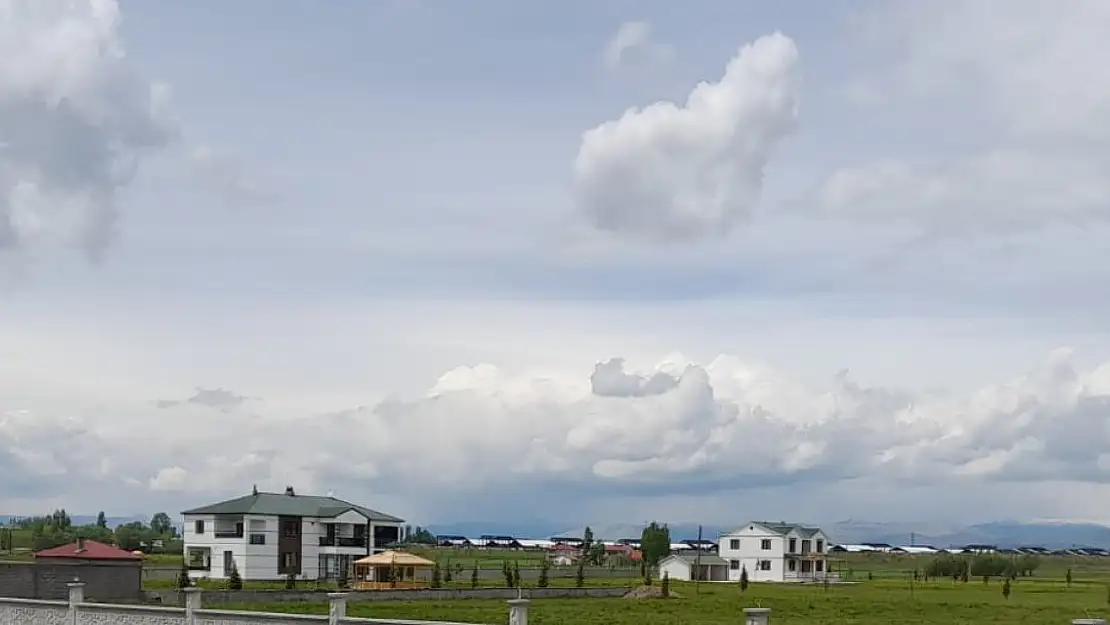 Ağrı'da Villalar Yükseliyor
