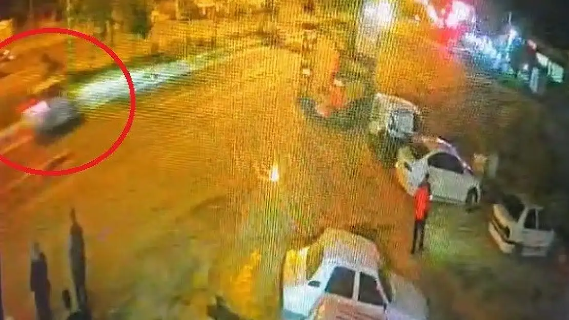 Diyarbakır'da otomobil çarpan genç kız hayatını kaybetti