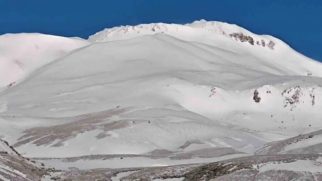 Süphan'a bahar gelmedi
