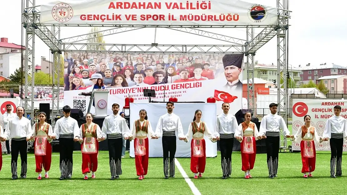 Doğu Anadolu'da 19 Mayıs Atatürk'ü Anma, Gençlik ve Spor Bayramı kutlanıyor