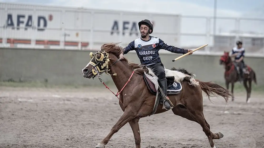 Erzurum'da ata sporu cirit nefes kesti