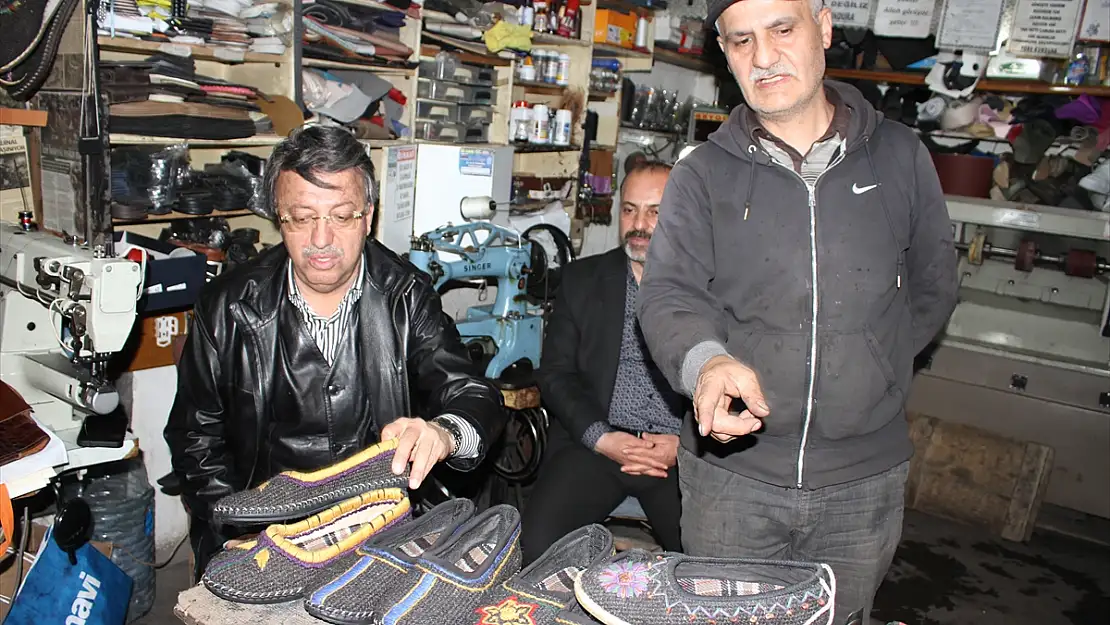 Van Milletvekili Türkmenoğlu yöresel ürün atölyelerini ziyaret etti