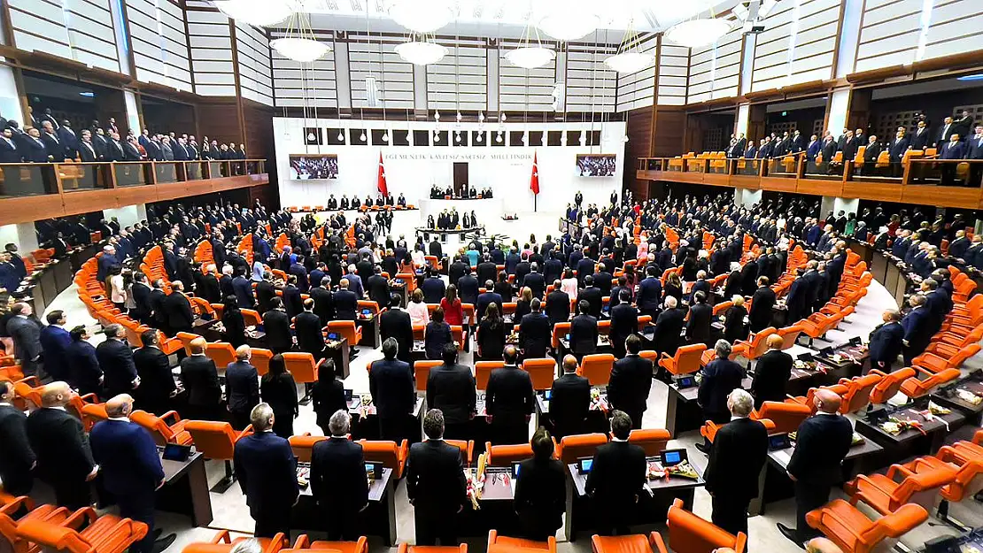 Fahiş fiyatla mücadeleyi içeren kanun teklifi kabul edilerek yasalaştı