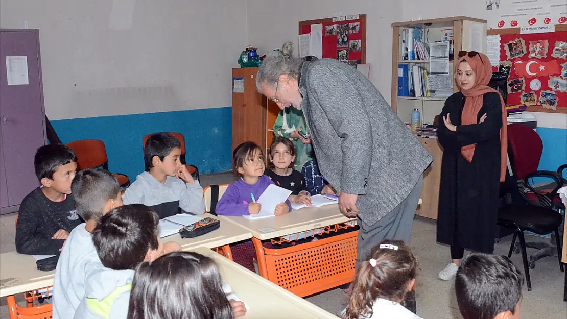 Kars'ta öğrencilere meslekler tanıtıldı