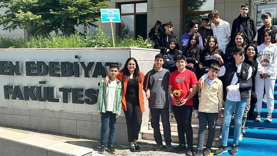 Üniversiteye hazırlanan öğrencilere motivasyon gezisi