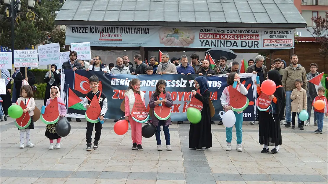 Erzurum'da sağlık çalışanları 28 haftadır Gazze için yürüyor