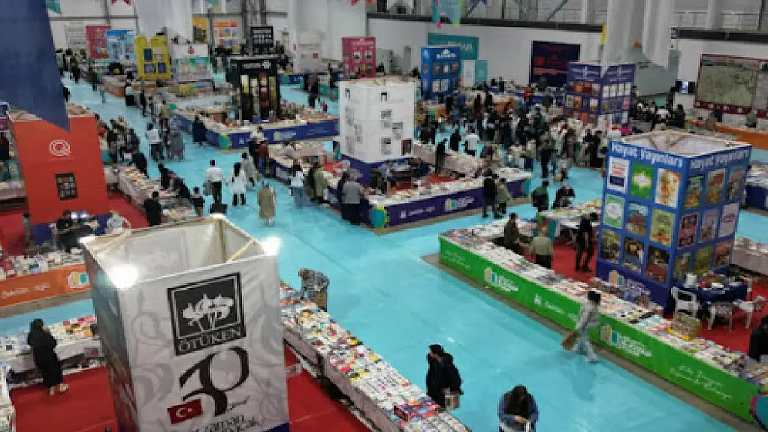 '6. Doğu Anadolu Erzurum Kitap Fuarı' 350 bin ziyaretçiyi ağırladı