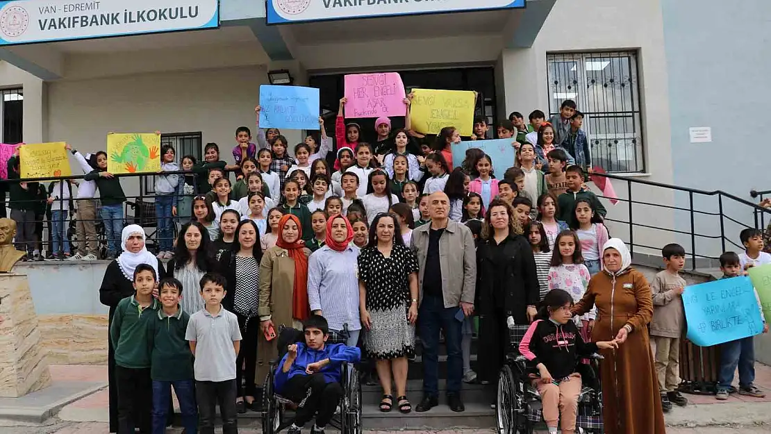 Van'da minik öğrencilerden engellilere destek