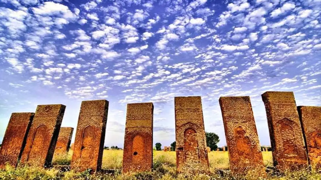 Bitlis'in Tarihi Kaleleri: Geçmişten Günümüze Bir Yolculuk