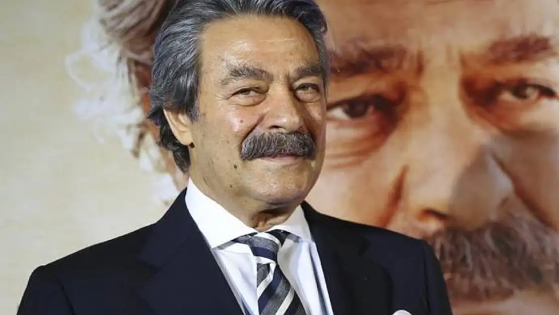 Kadir İnanır acil bir şekilde tekrar hastaneye kaldırıldı