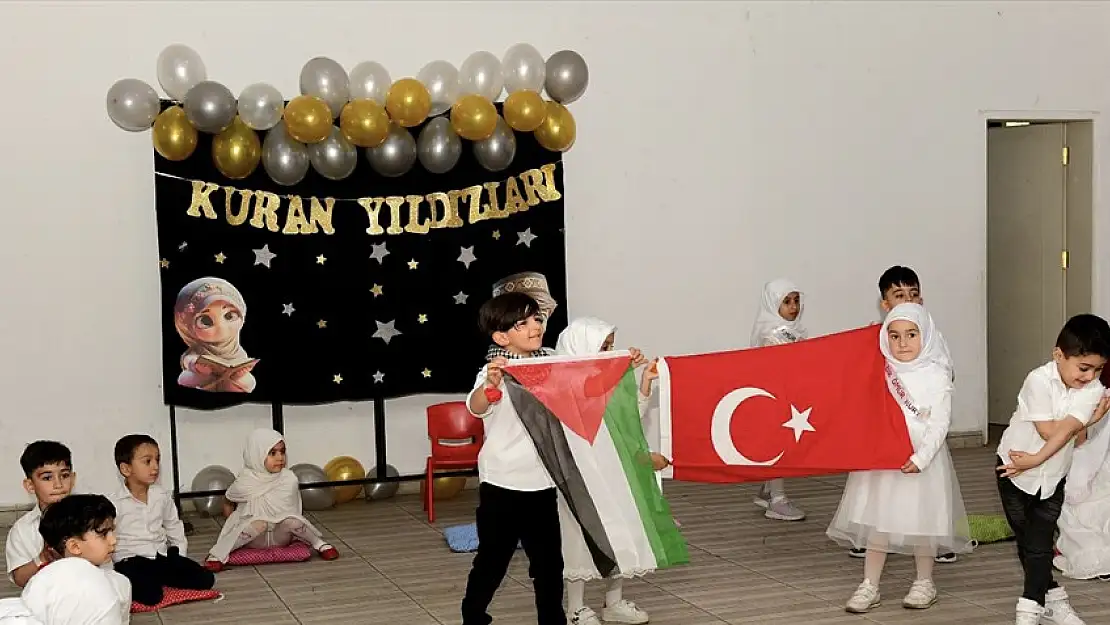 Van'da miniklere Kur'an kursu, yıl sonu etkinliği düzenledi