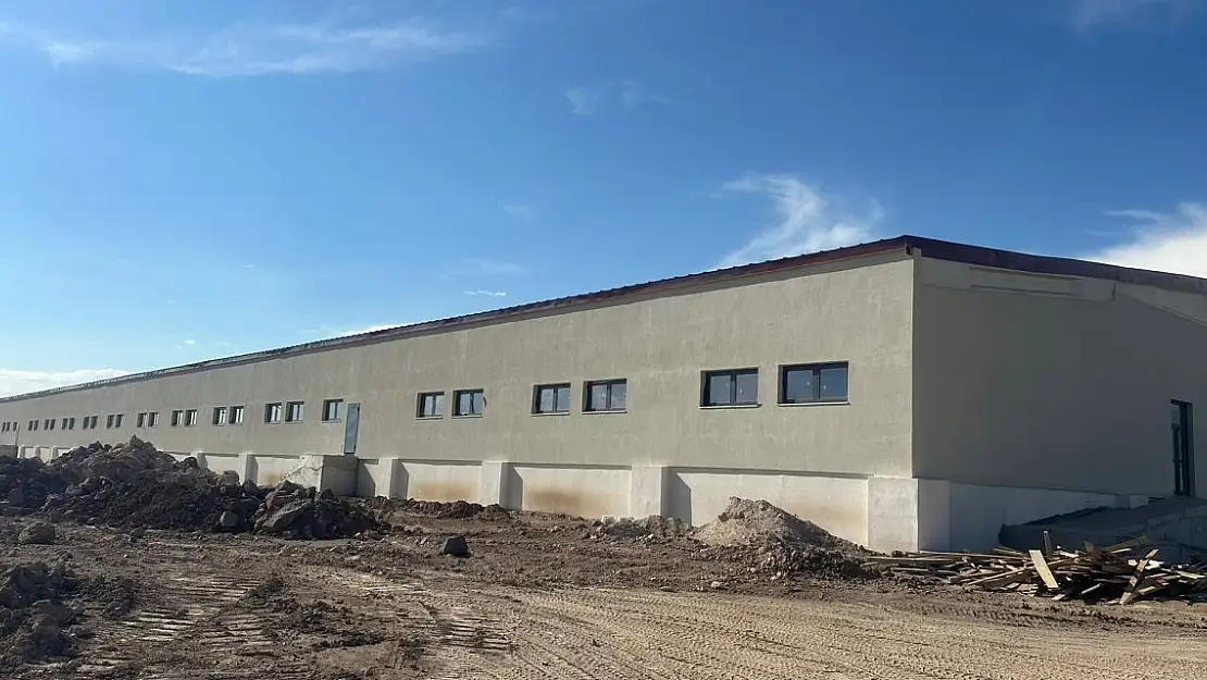 Patnos'ta Tekstil Kent işsizlere umut olacak