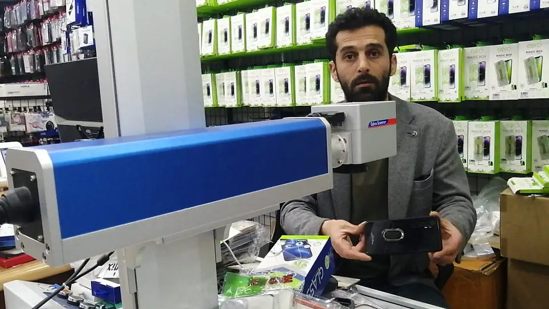 Telefon Kılıfında Lazer Kesimle Özgün Tasarım Dönemi