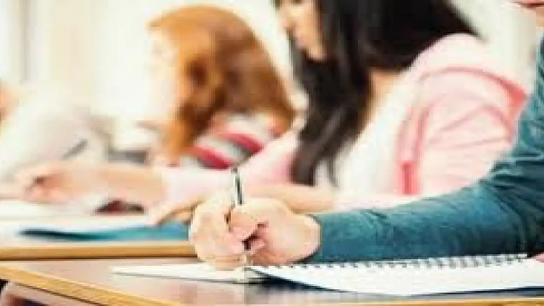 LGS sınavının soruları ve cevap anahtarı yayınlandı