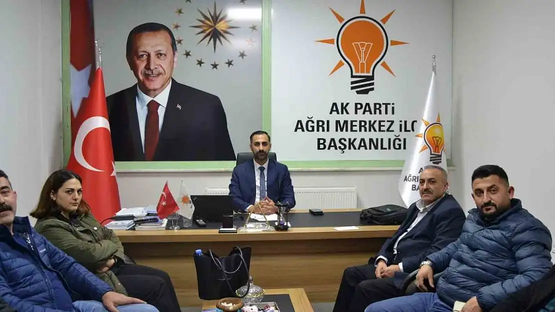 AK Parti, Ağrı'da 'Çaya Bekleriz' diyerek vatandaşlarla buluşuyor