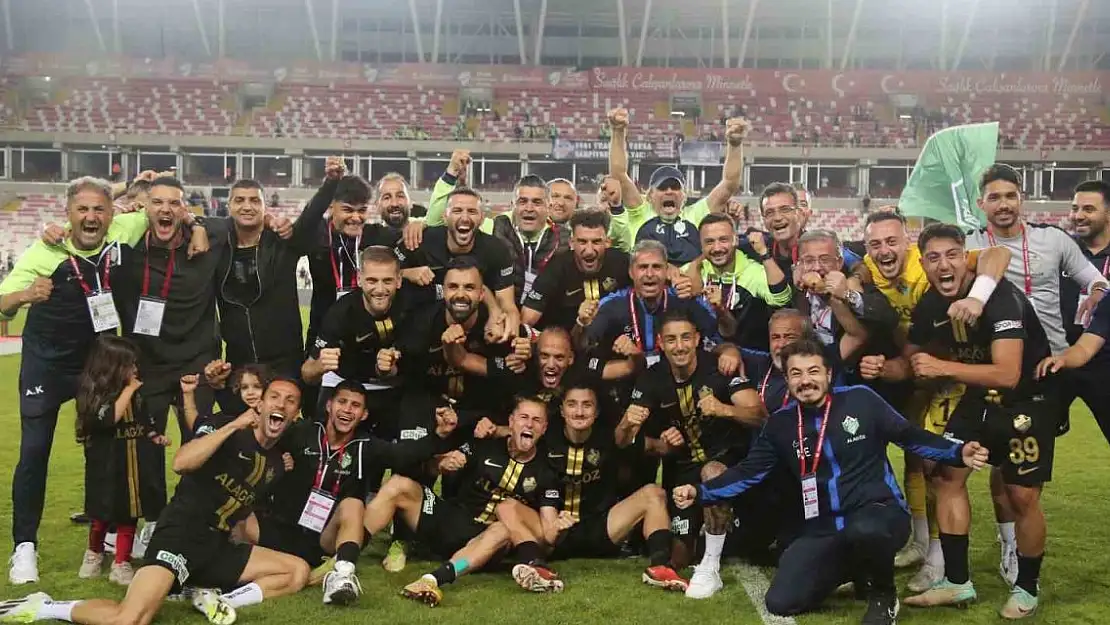 Iğdır FK, Trendyol 1. Lig'e yükseldi