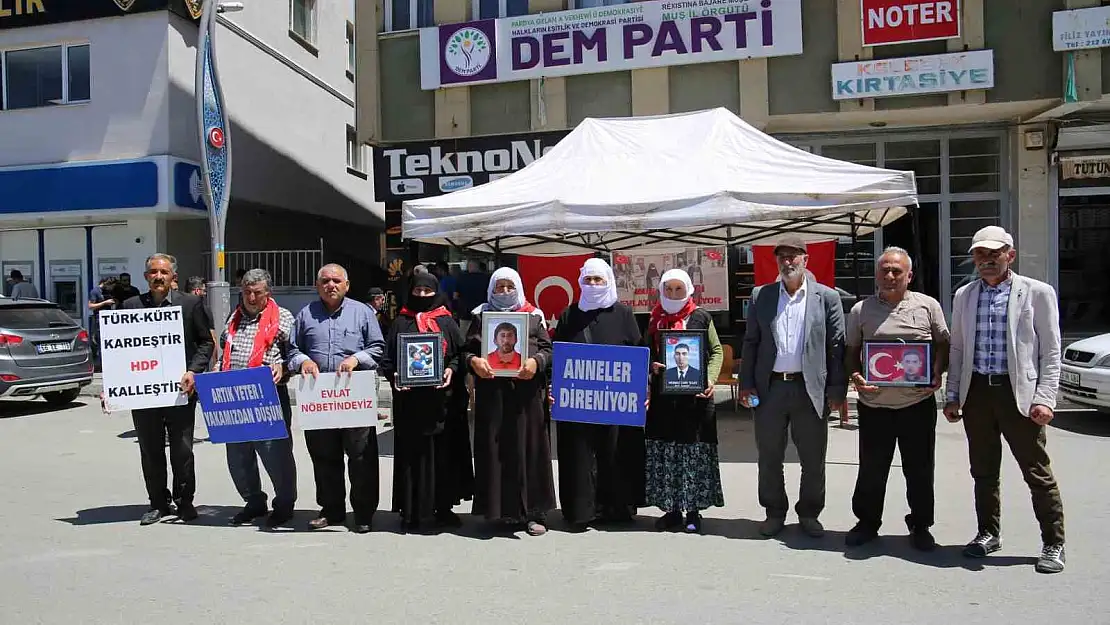 Muşu annelerin evlat nöbeti sürüyor