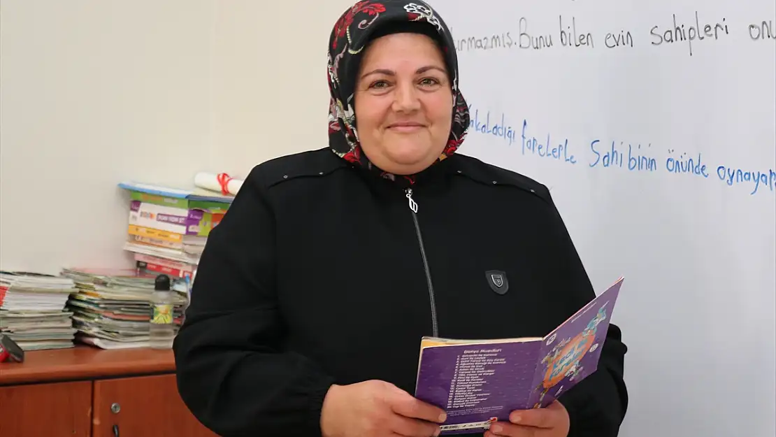 Erzurum'da 43 yaşındaki kadın kısa sürede okuma yazma öğrendi
