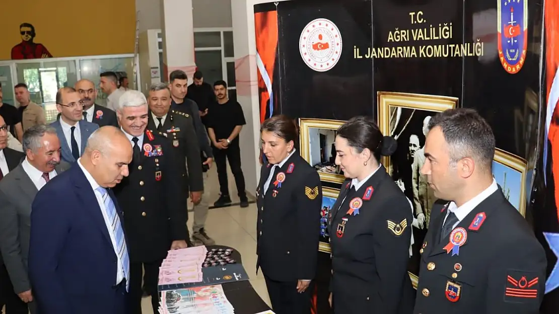Ağrı Jandarma gününü coşkuyla kutladı