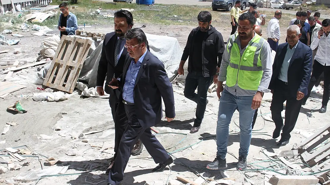 AK Parti Van Milletvekili Türkmenoğlu, sahada incelemede bulundu