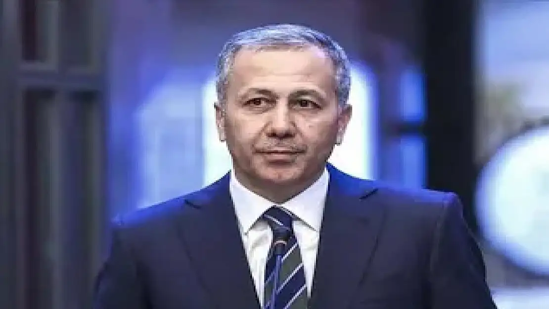 Bayram tatilinin ilk günü 852 trafik kazası meydana geldi. 5 kişi hayatını kaybederken, bin 421 kişi ise yaralandı'