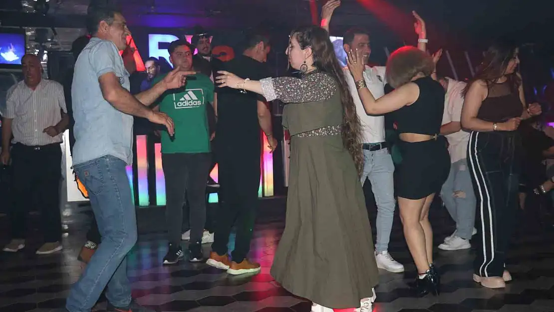 Kurban Bayramında İranlılar Van'a akın etti