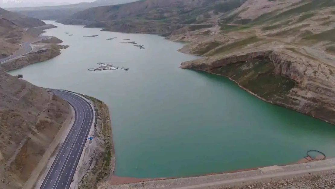 Van'da barajlar tamamen doldu