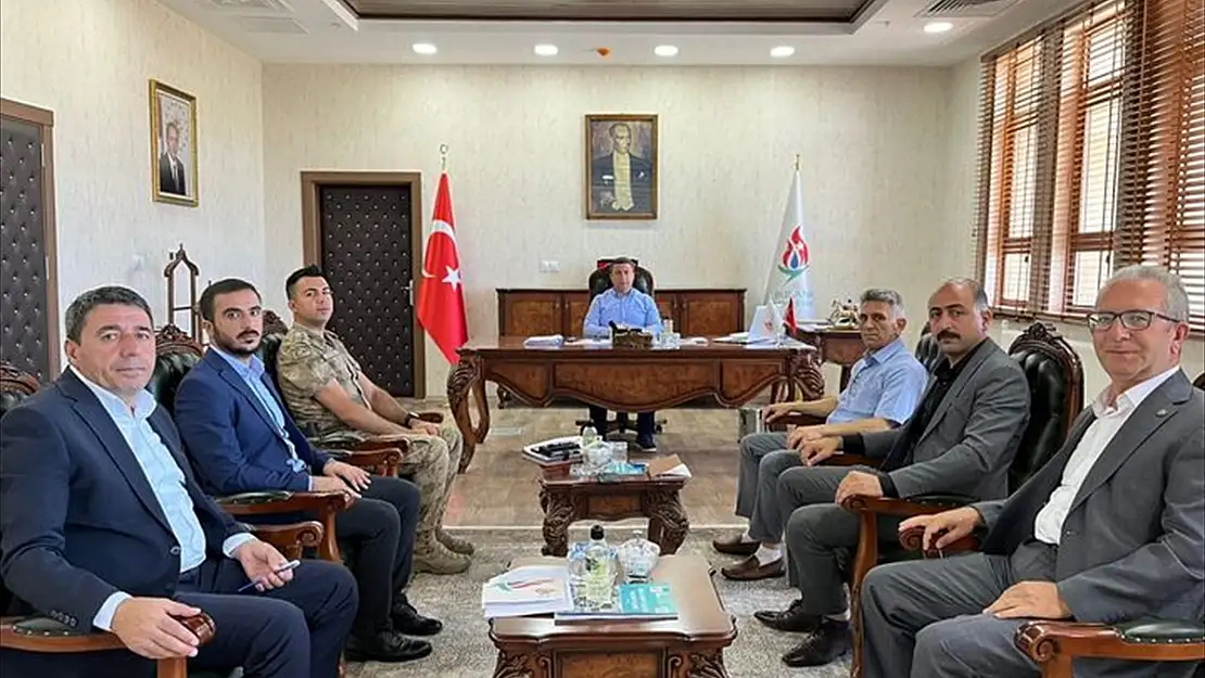 Muş'ta anız yangınlarıyla mücadele toplantısı yapıldı