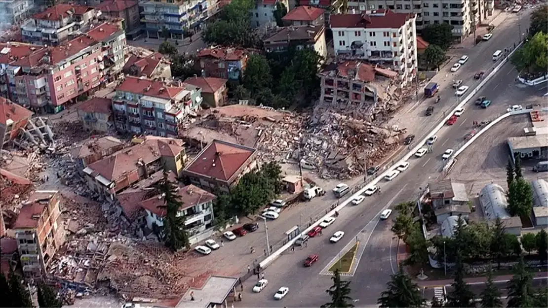 17 Ağustos 1999 depremi KAÇ SANİYE sürdü, saat kaçta oldu?
